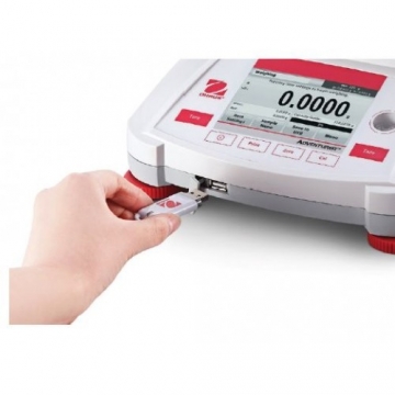 AX ADVENTURER Balanza de precisi�n Ohaus 